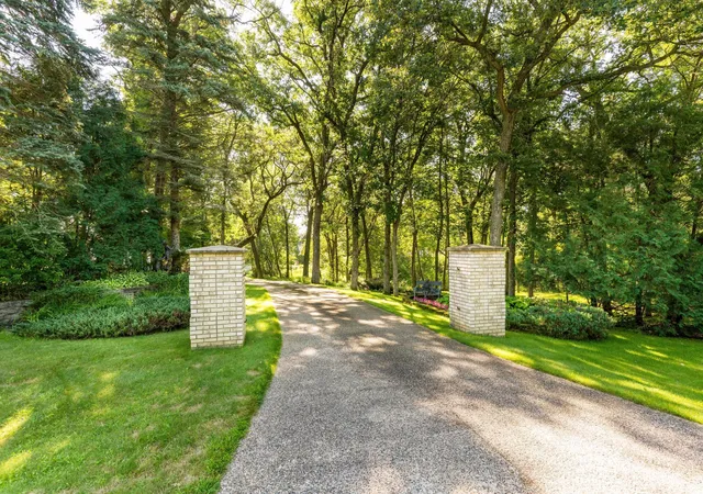 2nd image of 2807 Government Point Rd Ne, Alexandria, MN 56308 | MLS# 7047405