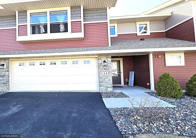 1st image of 7247 Dora Dr, Hugo, MN 55038 | MLS# 7047500