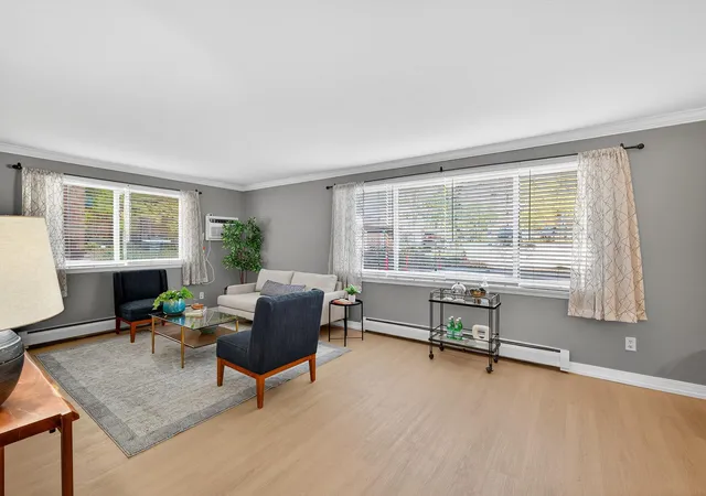 4th image of 2700 W 44Th St #104, Minneapolis, MN 55410 | MLS# 7047573
