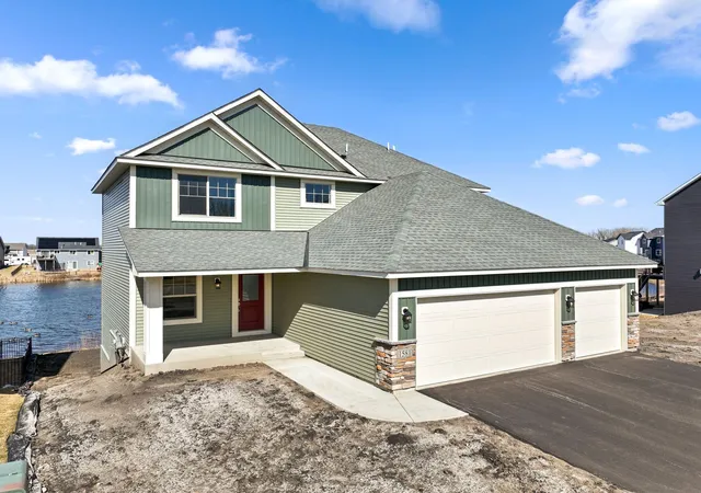 1st image of 17971 Hawksbill Dr, Lakeville, MN 55044 | MLS# 7047609