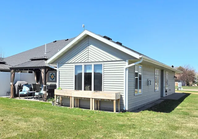 2nd image of 1425 Fairview Ln, Little Falls, MN 56345 | MLS# 7047649