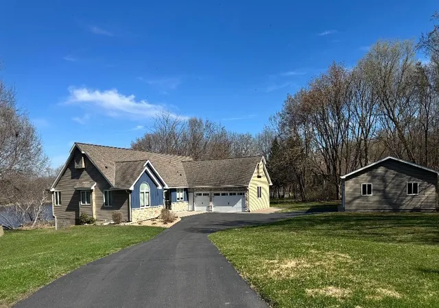 Photo 1 of Single family home for sale at 18130 Robinson Cir, Dayton, MN 55327 | MLS# 7047743 | Listing updated on 2026-09-29