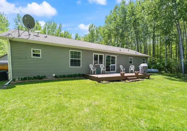 3rd image of 7282 Blackberry Ln, Duluth, MN 55803 | MLS# 7047746