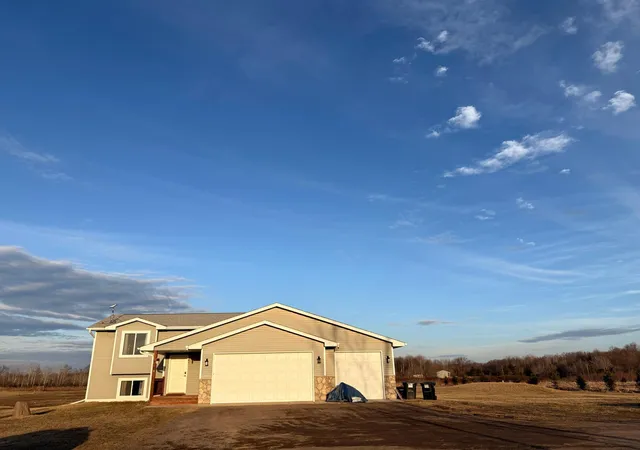 Homes for sale in Rush City, MN | 47575 Falcon Ave, Rush City, MN 55069 | MLS# 7047838