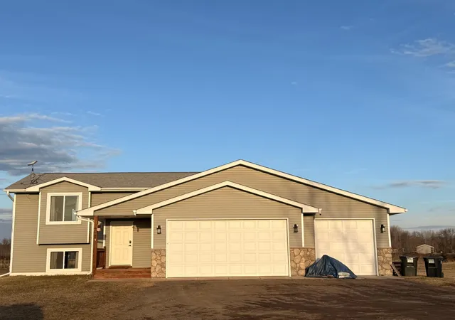 Homes for sale in Rush City, MN | 47575 Falcon Ave, Rush City, MN 55069 | MLS# 7047838