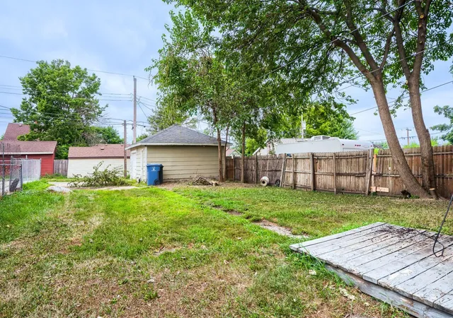 Photo 4 of Sale Pending at 3743 Bryant Ave N, Minneapolis, MN 55412 | MLS# 7047914 | Listing updated on 2026-09-14