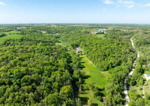 Photo 1 of Sale Pending at 31500 Echo Valley Trl, Cannon Falls, MN 55009 | MLS# 7048029 | Listing updated on 2026-09-19
