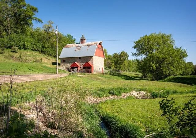 Photo 3 of Sale Pending at 31500 Echo Valley Trl, Cannon Falls, MN 55009 | MLS# 7048029 | Listing updated on 2026-09-19