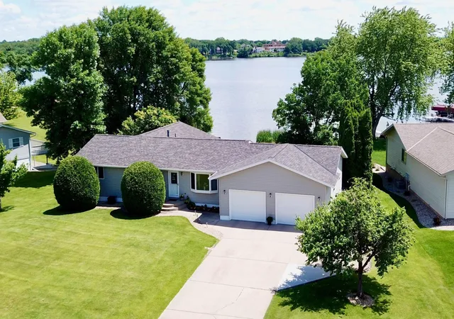 Homes for sale in Sauk Centre, MN | 500 Hickman Dr, Sauk Centre, MN 56378 | MLS# 7048268