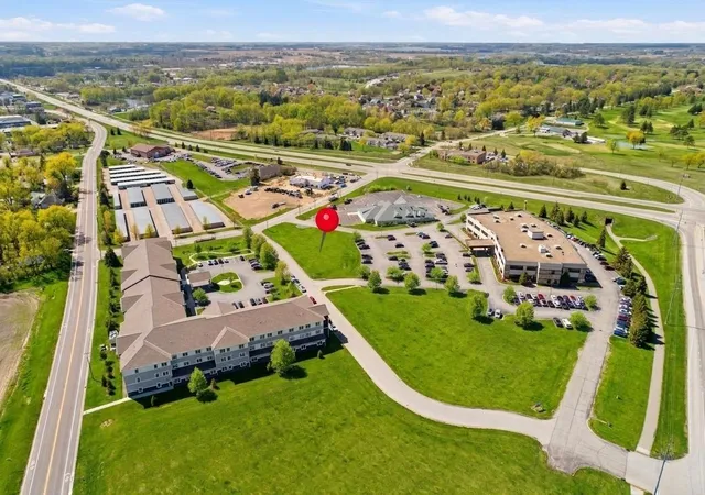 2nd image of 1530 17th St Nw, Faribault, MN 55021 | MLS# 7048311