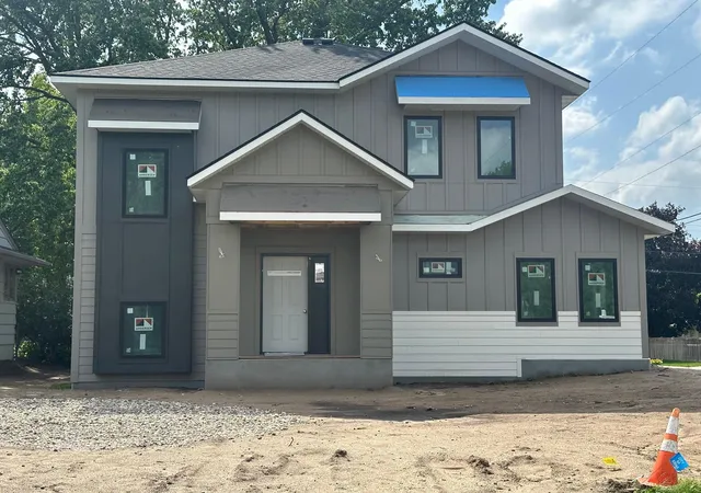 Photo 3 of Single family home for sale at 5800 Drew Ave S, Edina, MN 55410 | MLS# 7048399 | Listing updated on 2026-08-27