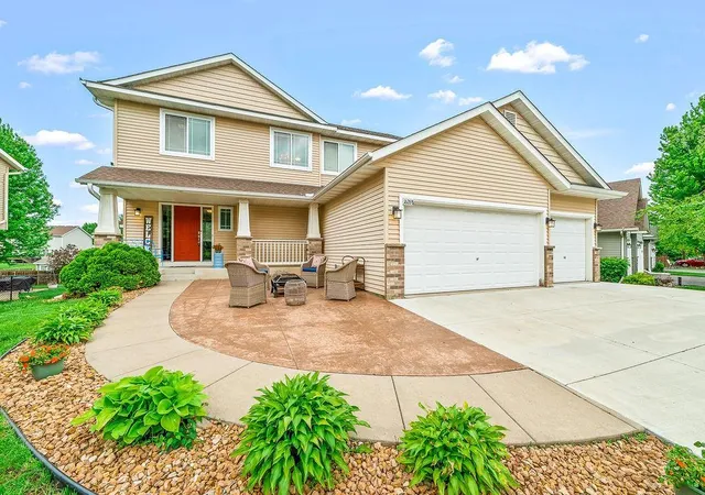 4th image of 16268 Tahinka Ct Nw, Prior Lake, MN 55372 | MLS# 7048565