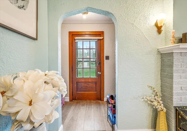 4th image of 2533 Snelling Curv, Saint Paul, MN 55113 | MLS# 7048571