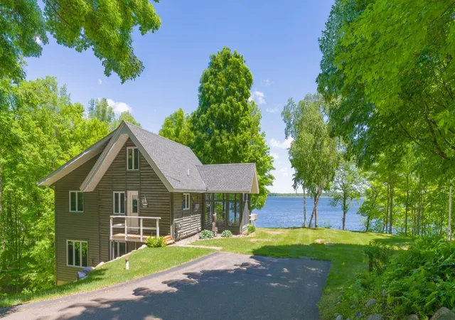 1st image of 9107 Wilderness Point Rd, Brainerd, MN 56401 | MLS# 7048576