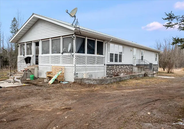 Homes for sale in Floodwood, MN | 4381 Hwy 73, Floodwood, MN 55736 | MLS# 7048605