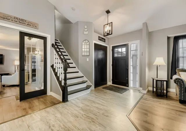 3rd image of 7841 Corey Path, Inver Grove Heights, MN 55076 | MLS# 7048730