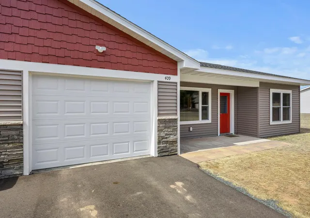 5th image of 409 N Russell St, Grantsburg, WI 54840 | MLS# 7048780