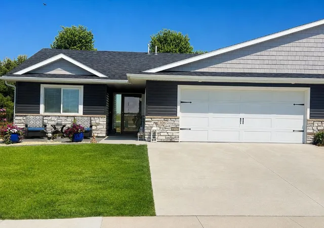 1st image of 306 11th St N, Goodhue, MN 55027 | MLS# 7048816