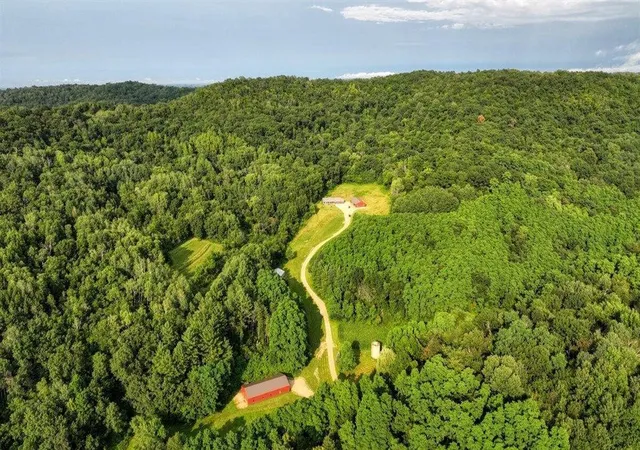 Homes for sale in Mindoro, WI | N7534 Skoy Coulee Rd, Mindoro, WI 54644 | MLS# 7048846