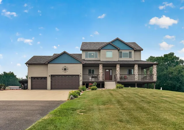 Photo 2 of Single family home for sale at 5524 188th Avenue Ne, Wyoming, MN 55092 | MLS# 7048920 | Listing updated on 2026-09-22