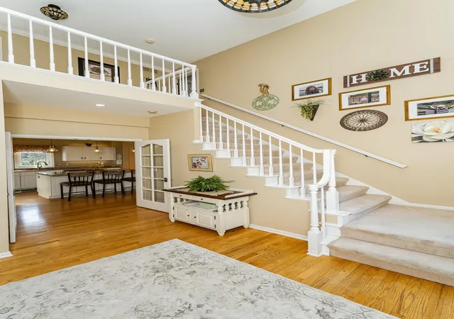 Photo 4 of Sale Pending at 2112 Alice Ln SW, Rochester, MN 55902 | MLS# 7048943 | Listing updated on 2026-10-07