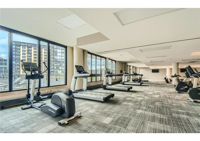 2nd image of 1240 S 2Nd St, Minneapolis, MN 55415