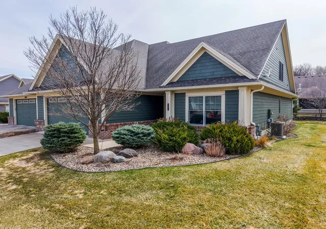 2nd image of 3848 Berkshire Rd Sw, Rochester, MN 55902 | MLS# 7049437