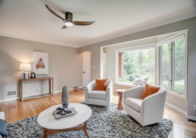 5th image of 1431 Spring Valley Rd, Minneapolis, MN 55422 | MLS# 7049566