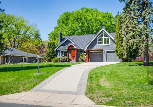 65th image of 1431 Spring Valley Rd, Minneapolis, MN 55422 | MLS# 7049566