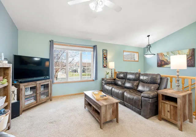 Homes for sale in Mankato, MN | 604 Saint Andrews Dr, Mankato, MN 56001 | MLS# 7049645