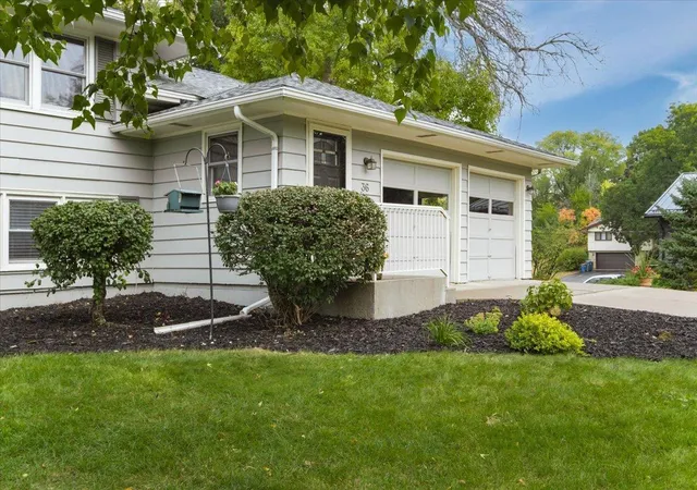 5th image of 36 Western Ter, Golden Valley, MN 55426 | MLS# 7049681