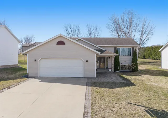 Homes for sale in Byron, MN | 604 4th St Ne, Byron, MN 55920 | MLS# 7049836