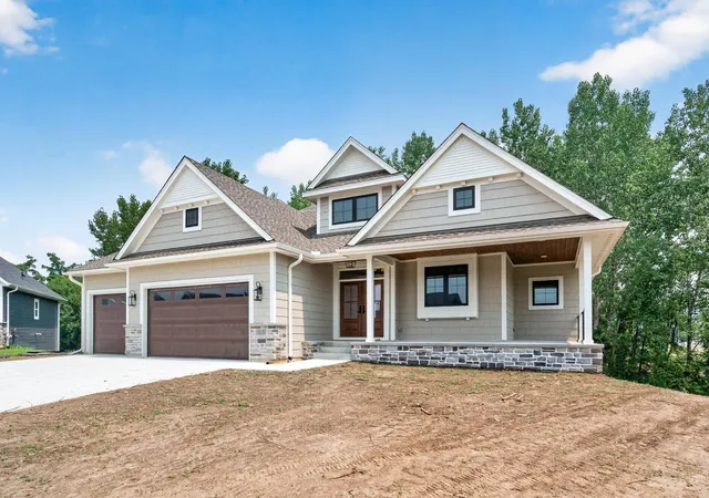 Photo 1 of Sale Pending at 1765 Brandlewood Ct, Hastings, MN 55033 | MLS# 7049868 | Listing updated on 2026-08-18