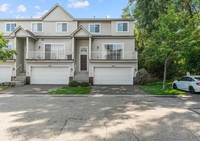 Photo 1 of Single family home for sale at 8195 Darcy Ln, Inver Grove Heights, MN 55076 | MLS# 7049886 | Listing updated on 2026-08-26