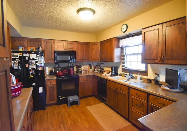 Photo 4 of Single family home for sale at 105 Valley View Rd, Karlstad, MN 56732 | MLS# 7049926 | Listing updated on 2026-09-28