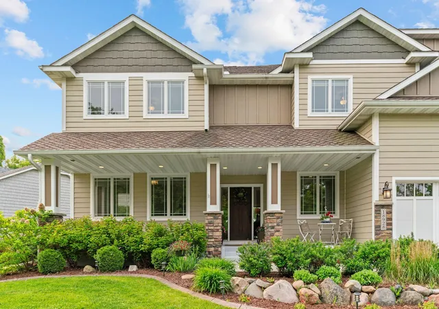 Photo 3 of Mansion for sale at 18928 Katrine Ct, Lakeville, MN 55044 | MLS# 7049953 | Listing updated on 2026-09-22