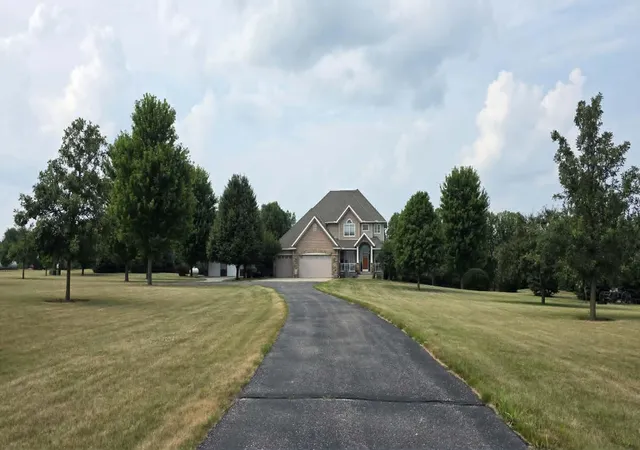 Photo 51 of Single family home for sale at 33405 Oak Ridge Ave, Redwood Falls, MN 56283 | MLS# 7050041 | Listing updated on 2026-07-30