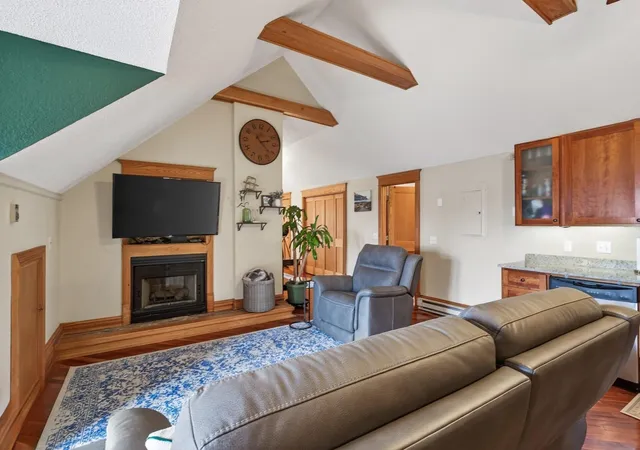 Photo 2 of Condo for sale at 1936 Aldrich Ave S #E301, Minneapolis, MN 55403 | MLS# 7050149 | Listing updated on 2026-08-27