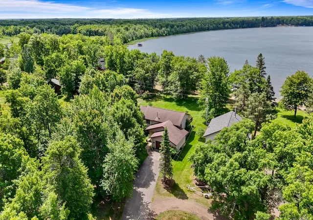 2nd image of 7101 Browns Ln, Brainerd, MN 56401 | MLS# 7050170