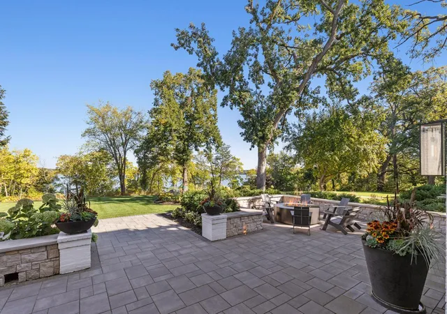 4th image of 4889 E Lake Harriet Pkwy, Minneapolis, MN 55419 | MLS# 7050178