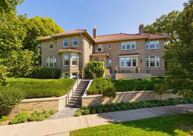 Photo 1 of Single family home for sale at 2119 E Lake Of The Isles Pkwy, Minneapolis, MN 55405 | MLS# 7050207 | Listing updated on 2026-08-25