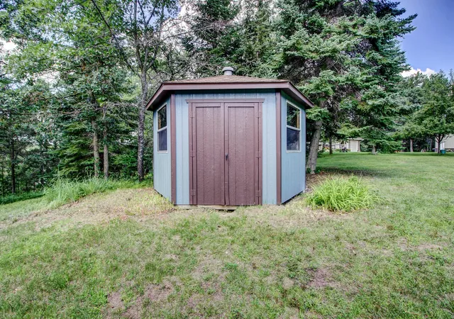 Photo 4 of Single family home for sale at 15727 Ester Dr, Park Rapids, MN 56470 | MLS# 7050259 | Listing updated on 2026-09-30