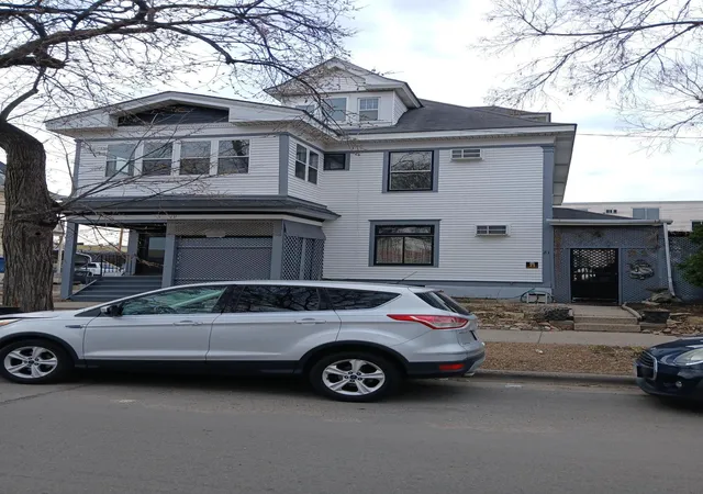2nd image of 19 W 25th St, Minneapolis, MN 55404 | MLS# 7050403