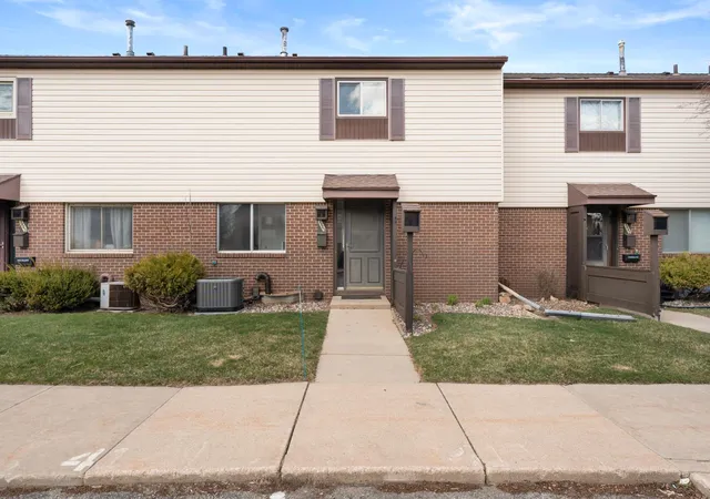 Homes for sale in Rochester, MN | 3945 18th Ave Nw, Rochester, MN 55901 | MLS# 7050410