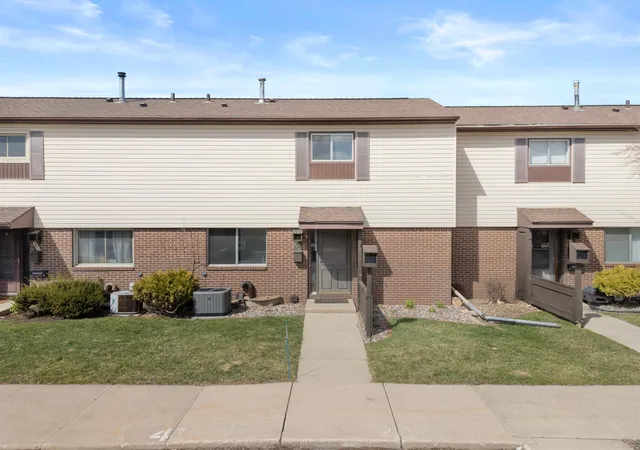 Homes for sale in Rochester, MN | 3945 18Th Ave Nw, Rochester, MN 55901 | MLS# 7050410