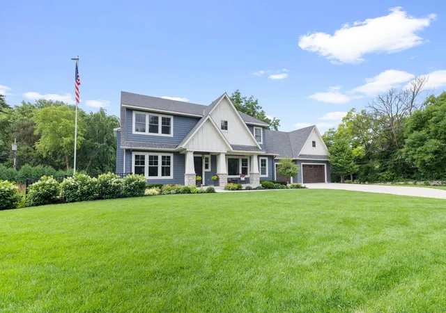 Homes for sale in Edina, MN | 6105 Pine Grove Rd, Edina, MN 55436 | MLS# 7050490