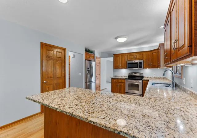 Photo 3 of Single family home for sale at 2217 Baihly Summit Dr SW, Rochester, MN 55902 | MLS# 7050535 | Listing updated on 2026-08-13