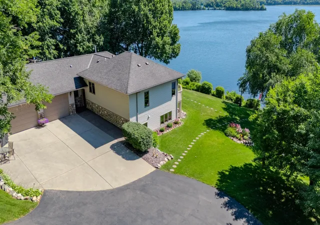Photo 1 of Single family home for sale at 30544 Birch Acres Rd, Cushing, MN 56443 | MLS# 7050697 | Listing updated on 2026-09-29