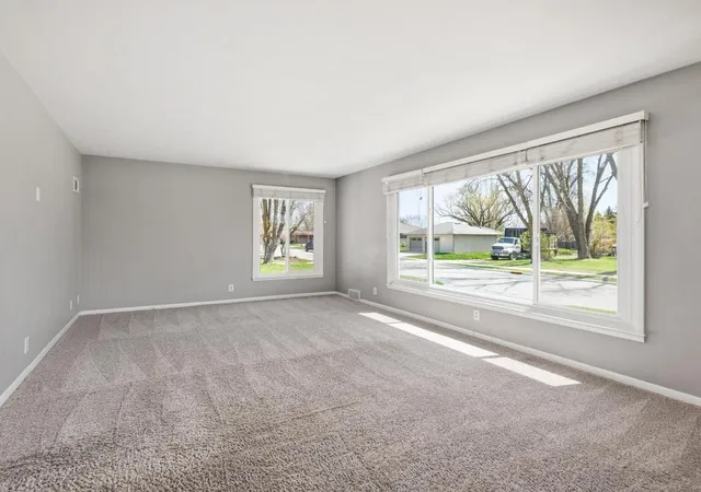 Homes for sale in New Prague, MN | 701 1St St Ne, New Prague, MN 56071 | MLS# 7051010