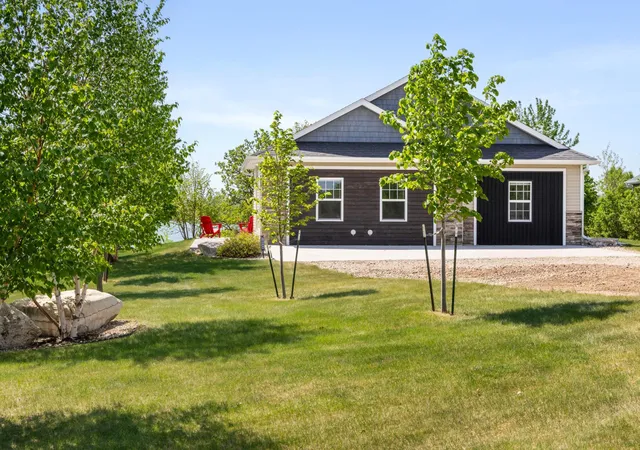 Homes for sale in Hankinson, ND | 16524 94th St Se, Hankinson, ND 58041 | MLS# 7051099